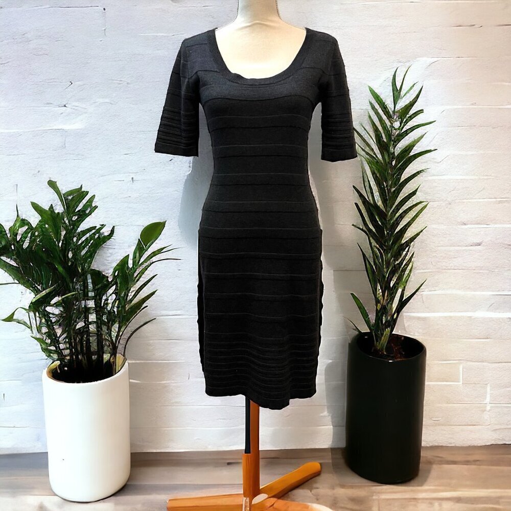 Calvin Klein Gray Short Sleeve‎ Sweater Dress Size Small